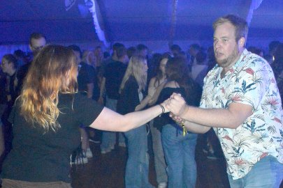 Zeltparty auf Ostrhauderfehner Schützenfest - Bild 31