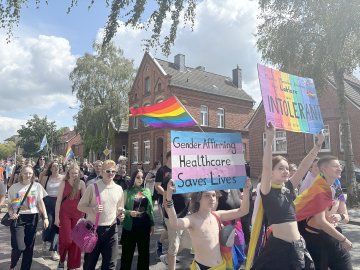 Der CSD in Leer 2024 - Bild 7