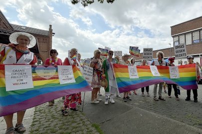 Der CSD in Leer 2024 - Bild 18