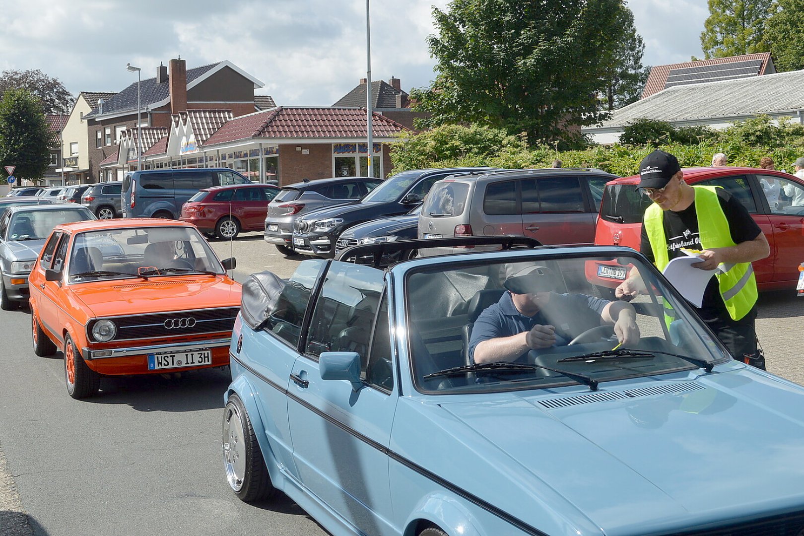 Oldtimer-Treffen in Rhauderfehn - Bild 3