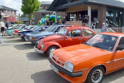 Oldtimer-Treffen in Rhauderfehn - Bild 9