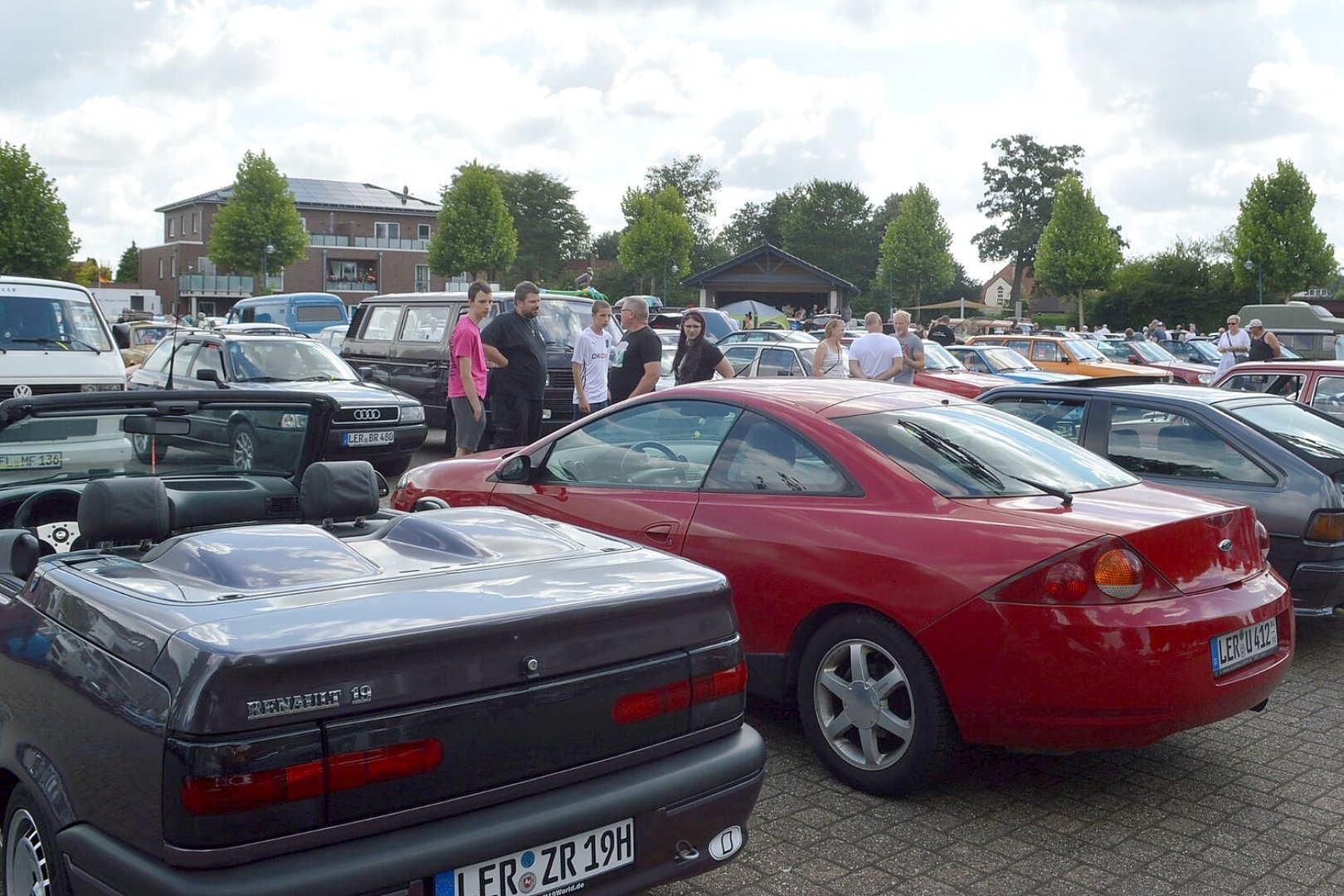 Oldtimer-Treffen in Rhauderfehn - Bild 86