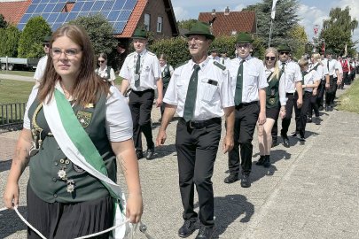 Umzug durch Ostrhauderfehn - Bild 8