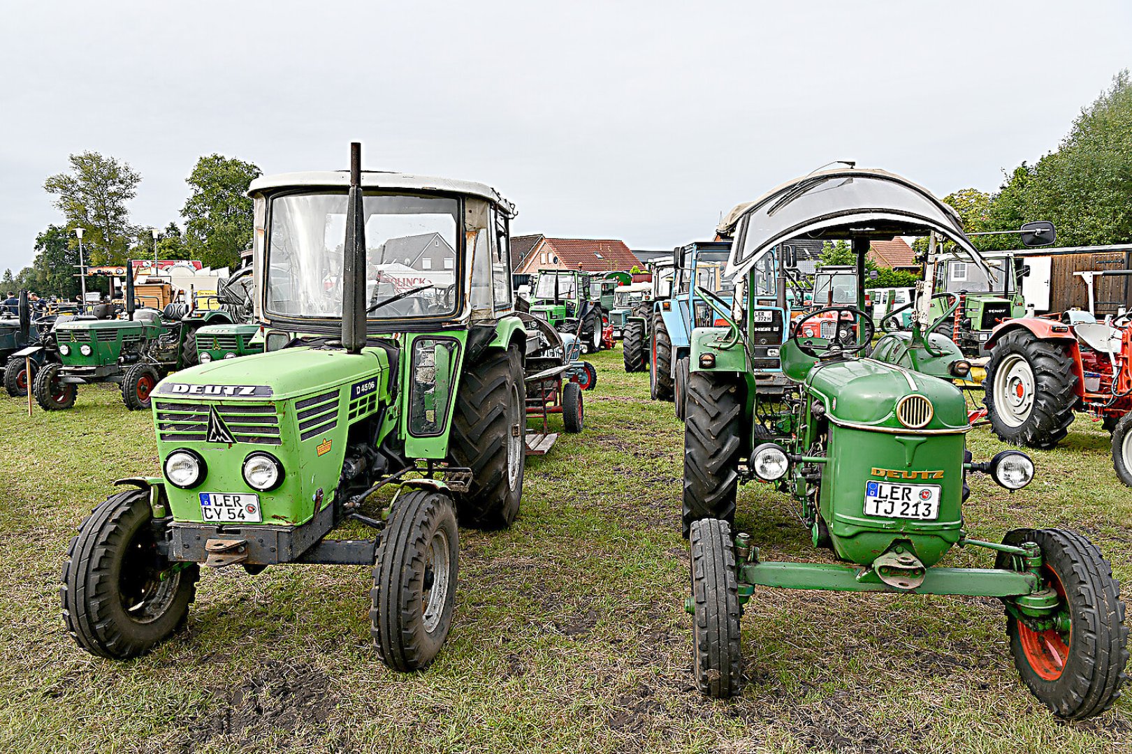 Oldtimertreffen in Veenhusen hat begonnen - Bild 32