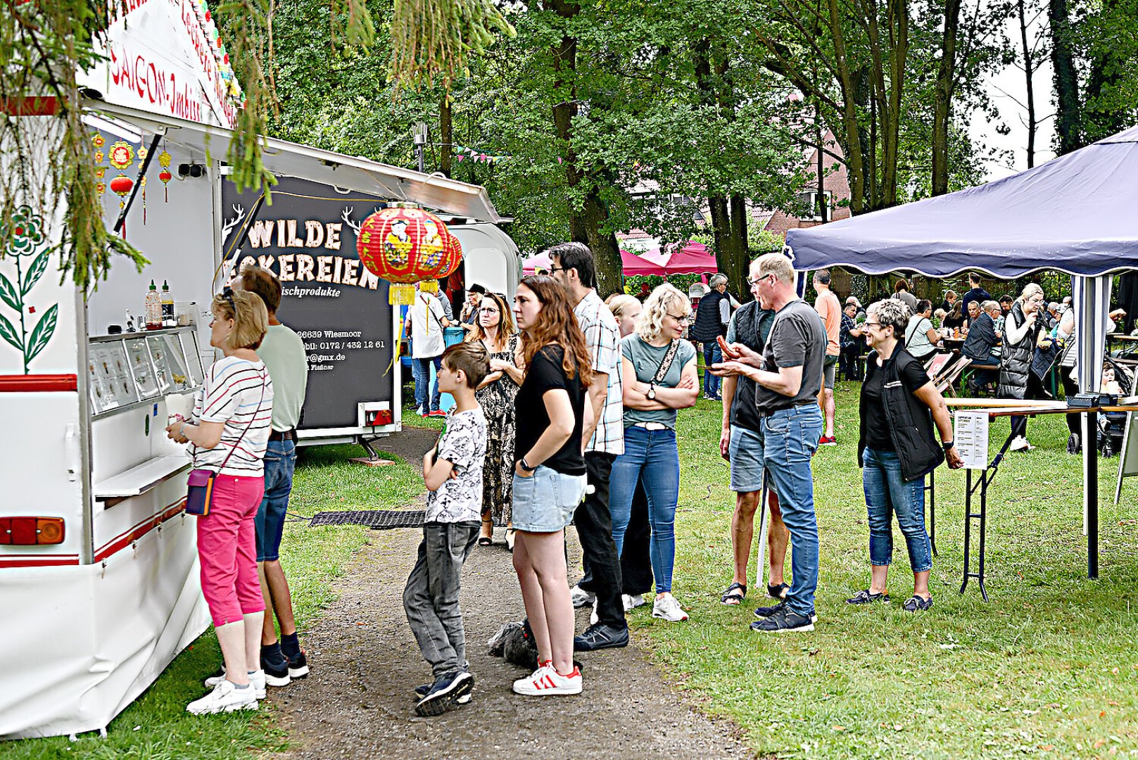 Erster Streetfood-Markt in Hesel gut besucht - Bild 3