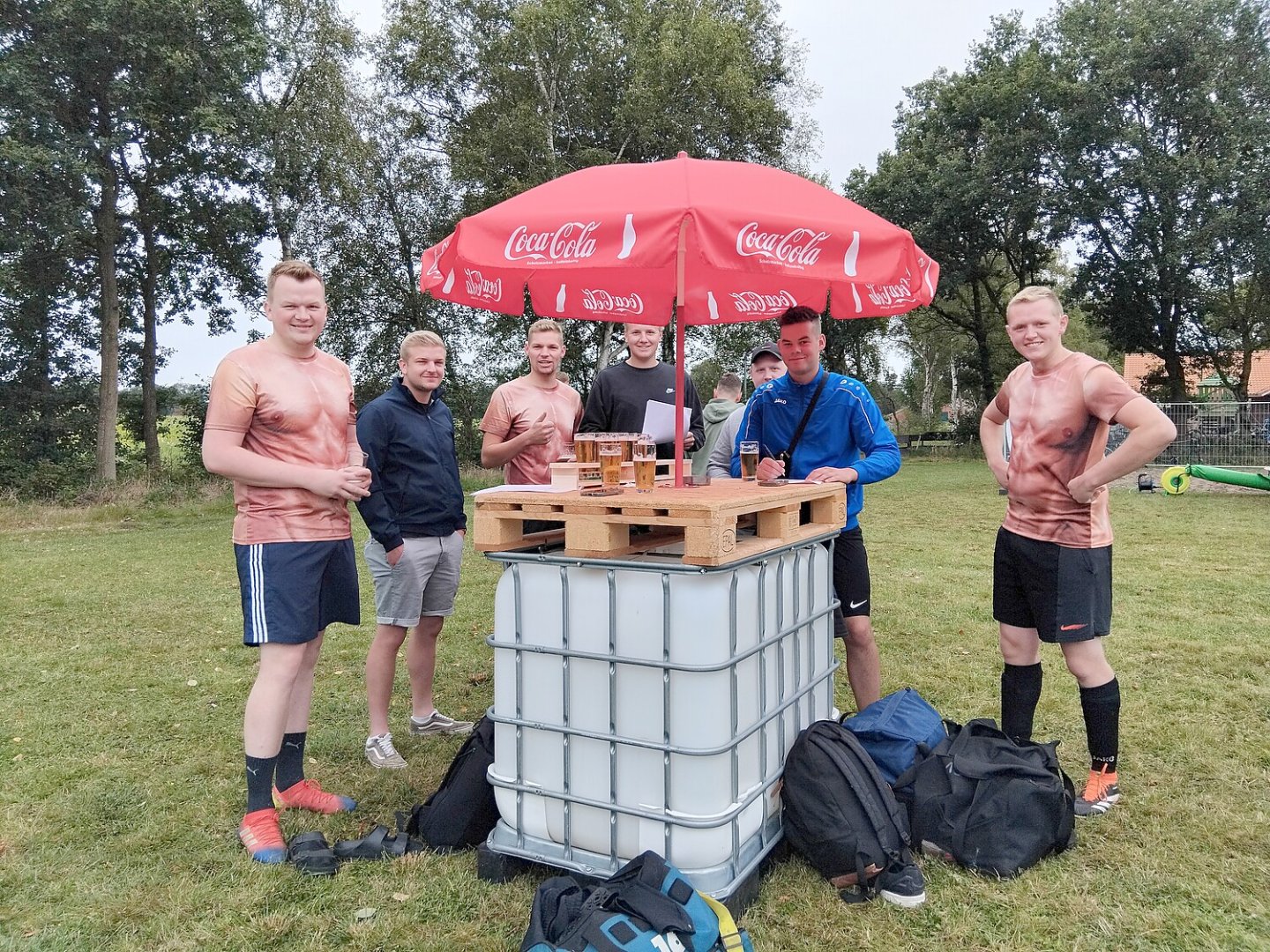 Hobby-Fußballturnier in Potshausen - Bild 1