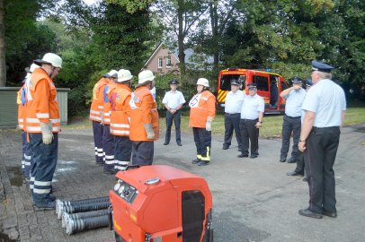 Schnelligkeit war bei den Feuerwehrleuten gefragt - Bild 18