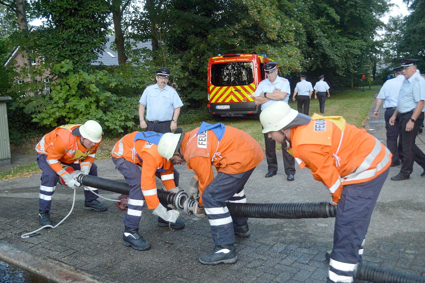 Schnelligkeit war bei den Feuerwehrleuten gefragt - Bild 24