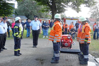 Schnelligkeit war bei den Feuerwehrleuten gefragt - Bild 45