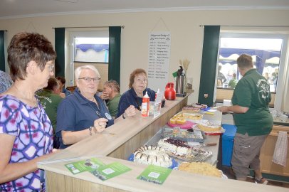 Familienfest in Burlage lockte viele Besucher - Bild 25