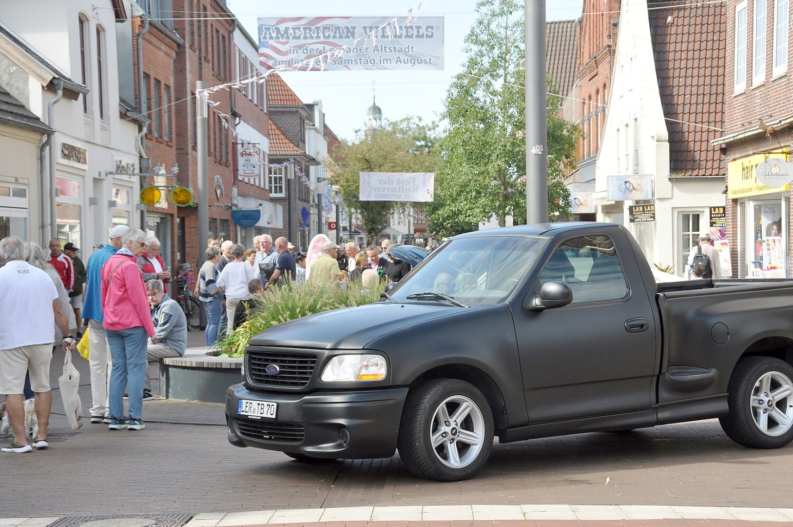 US-Car-Treffen "American Wheels" in Leer - Bild 7