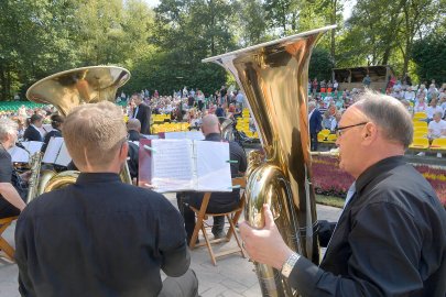 Wahl des Königshauses beim Blütenfest - Bild 21