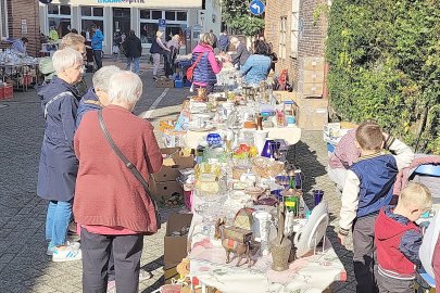 Modenacht und Trödelmarkt in Leer - Bild 18