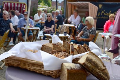 Herbstmarkt Remels bei Sonnenschein gut besucht - Bild 2