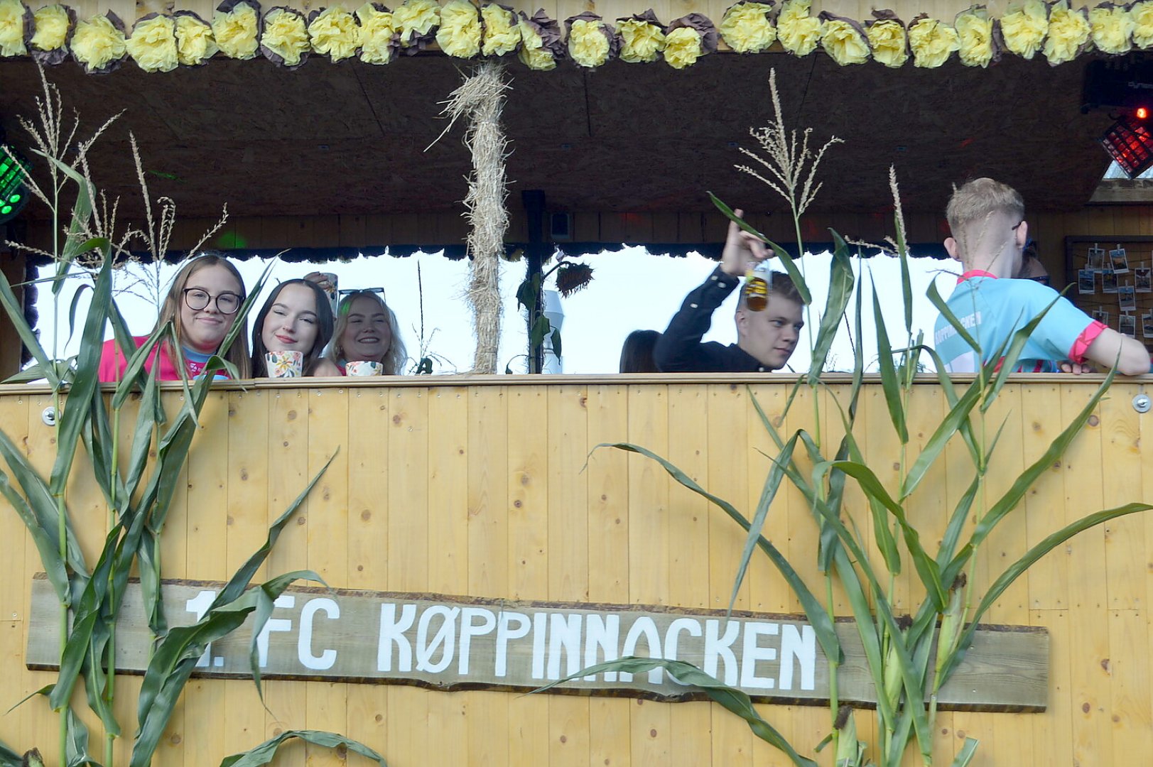 79 Wagen bei Ernteumzug in Völlenerkönigsfehn - Bild 4