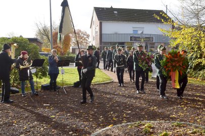 Volkstrauertag in Idafehn - Bild 10