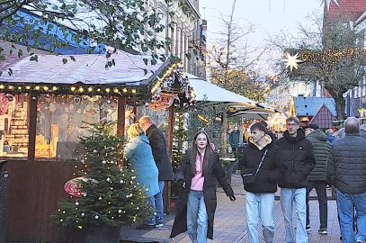 Der Weihnachtsmarkt in Leer am ersten Adventswochenende - Bild 4