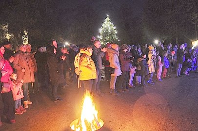 Adventssingen an der Evenburg - Bild 11