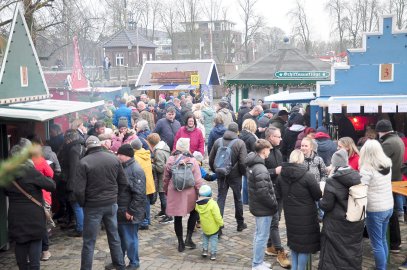 Wiehnachtsmarkt achter d' Waag in Leer - Bild 17