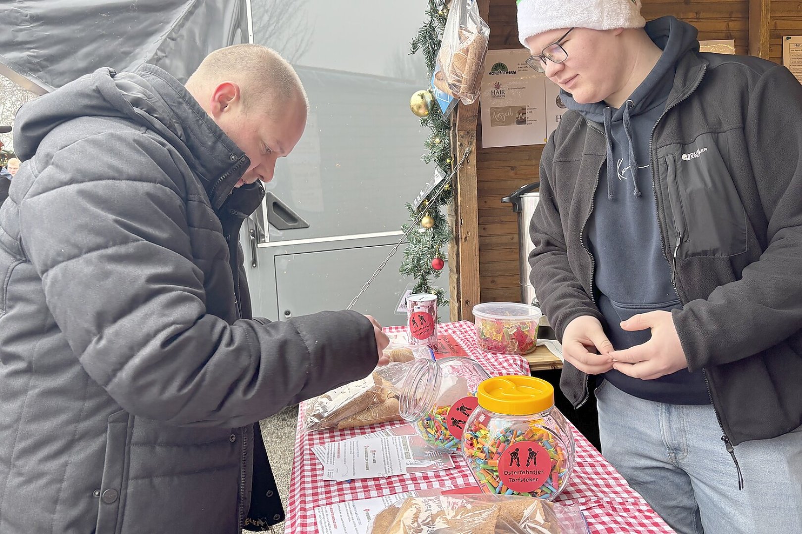 Erfolgreicher Weihnachtsmarkt in Ostrhauderfehn - Bild 10