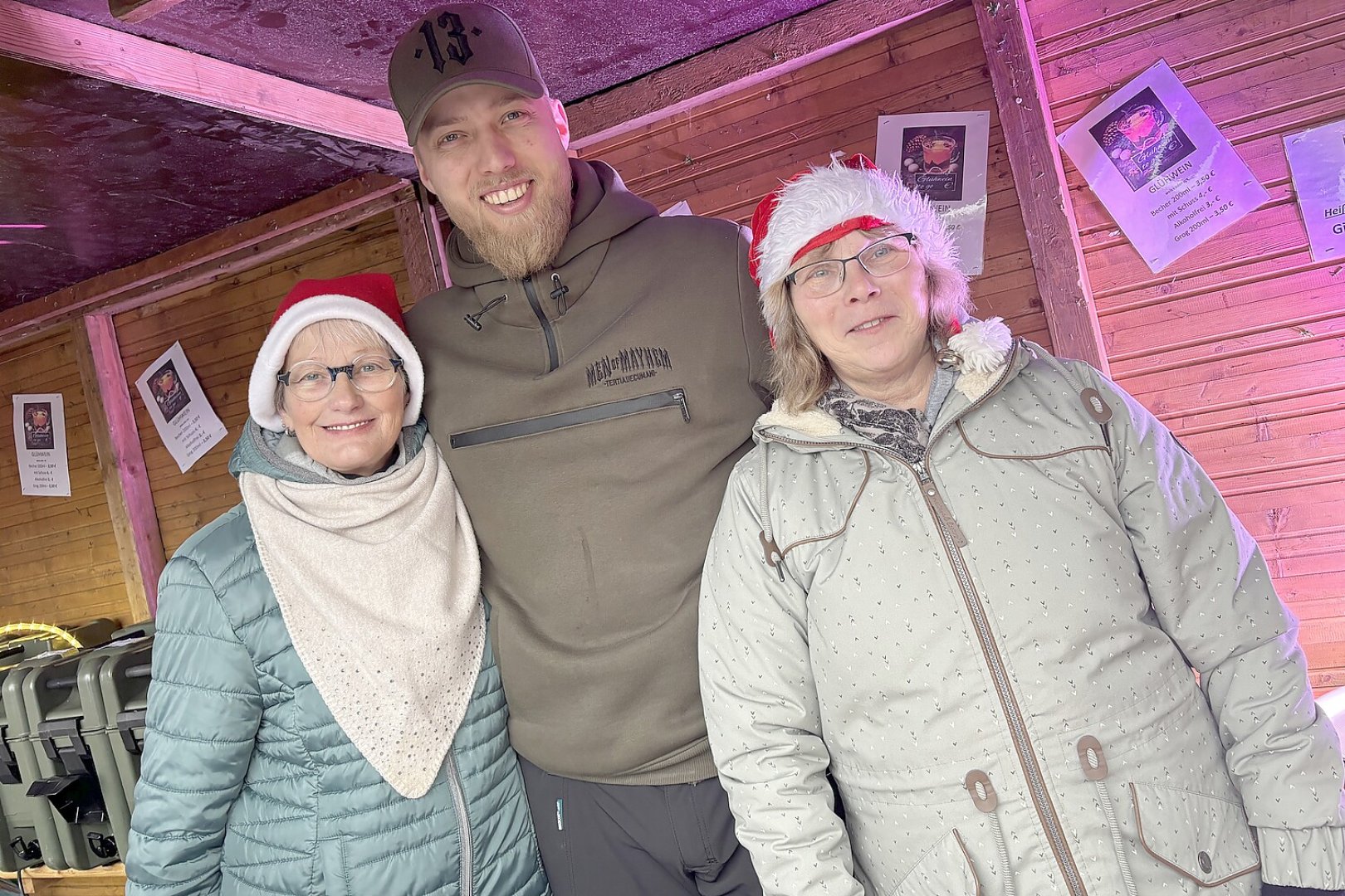 Erfolgreicher Weihnachtsmarkt in Ostrhauderfehn - Bild 12