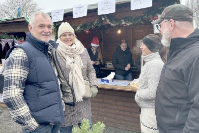 Erfolgreicher Weihnachtsmarkt in Ostrhauderfehn - Bild 16