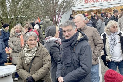 Erfolgreicher Weihnachtsmarkt in Ostrhauderfehn - Bild 24