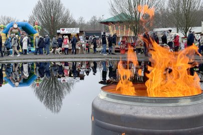 Erfolgreicher Weihnachtsmarkt in Ostrhauderfehn - Bild 30