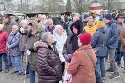 Erfolgreicher Weihnachtsmarkt in Ostrhauderfehn - Bild 36