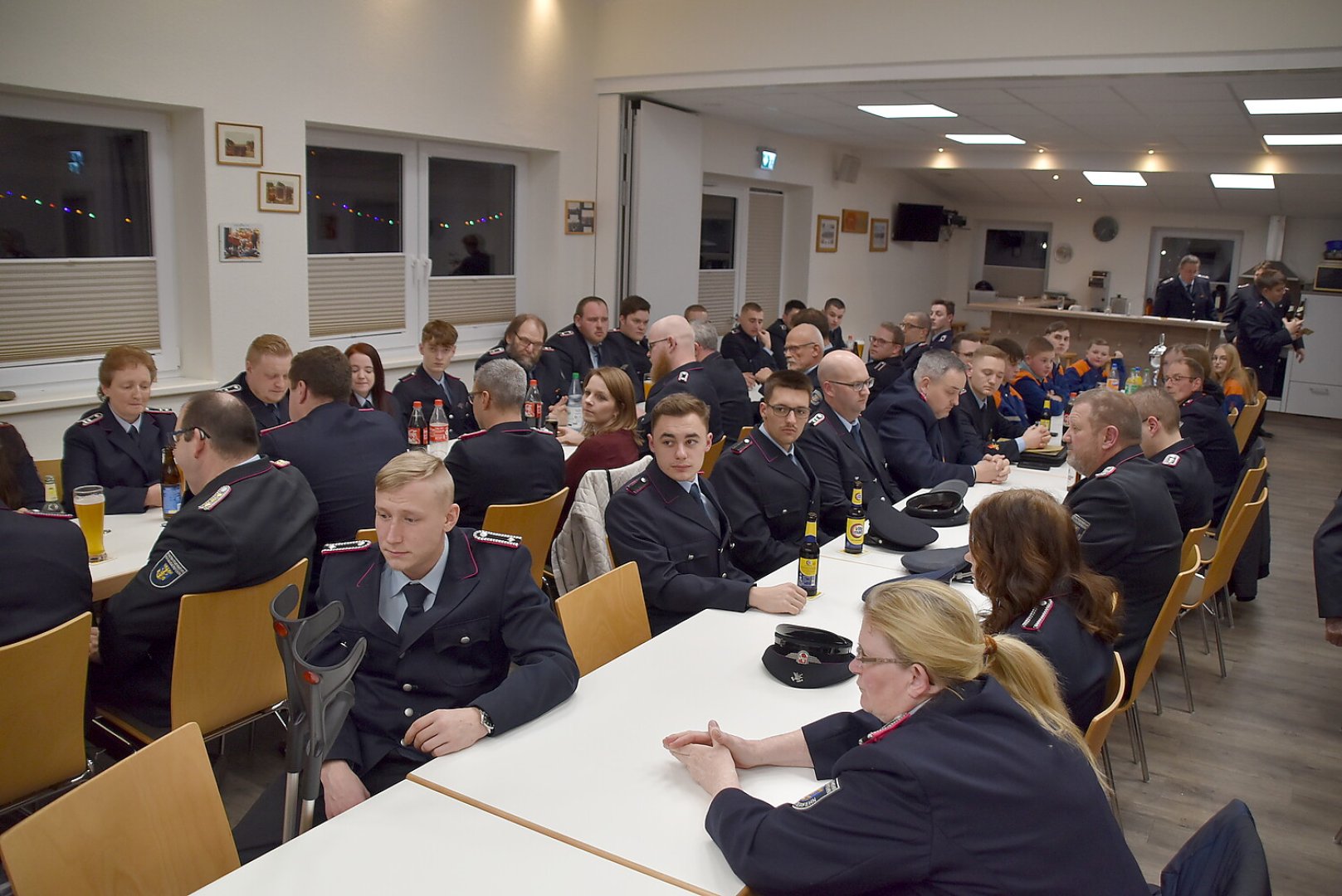 Versammlung der Feuerwehr Westrhauderfehn - Bild 1