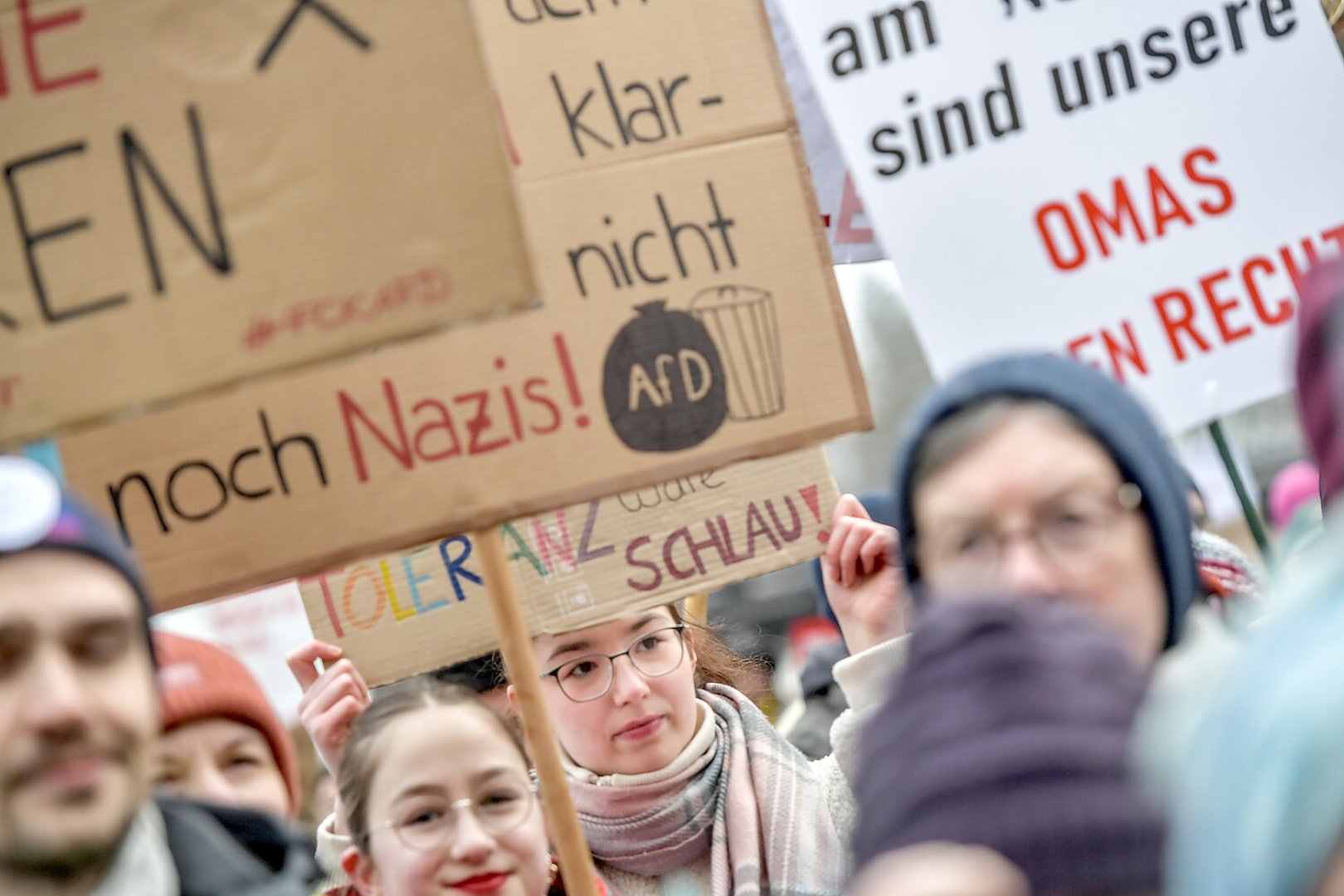 Mehr als 1500 Menschen bei Demonstration in Leer - Bild 19