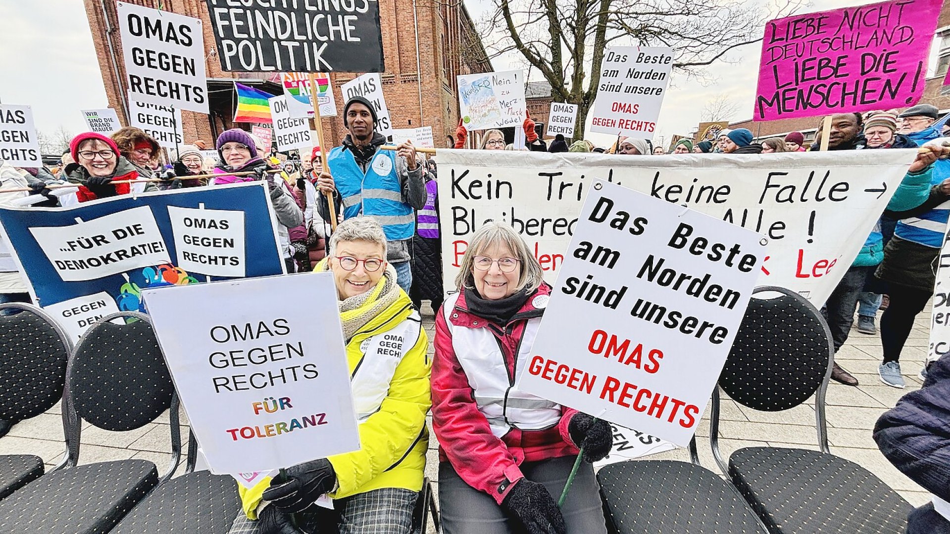 Mehr als 1500 Menschen bei Demonstration in Leer - Bild 41