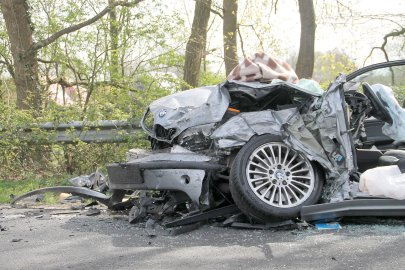 Schwerer Unfall auf B 70 - Bild 2