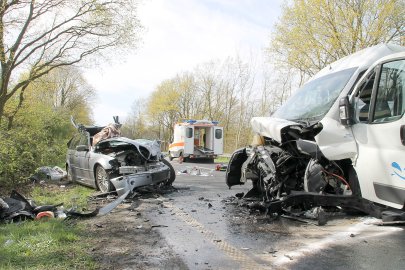 Schwerer Unfall auf B 70 - Bild 4