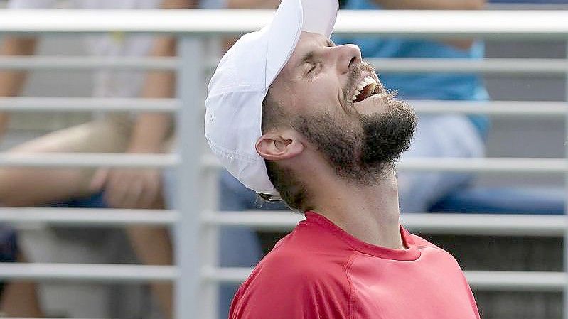 Qualifikant Otte steht im Achtelfinale der US Open. Foto: Seth Wenig/AP/dpa