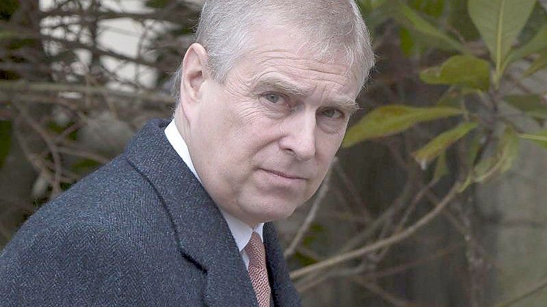 Der britische Prinz Andrew will gegen die Zivilklage anfechten, die ihm Missbrauch vorwirft. Foto: Neil Hall/PA Wire/dpa