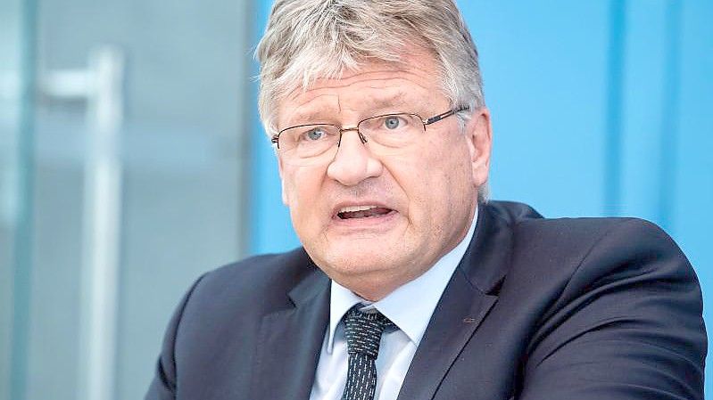 Jörg Meuthen, Bundesvorsitzender der AfD, äußert sich in der Bundespressekonferenz zum Ausgang der Bundestagswahl. (Archivbild). Foto: Bernd von Jutrczenka/dpa