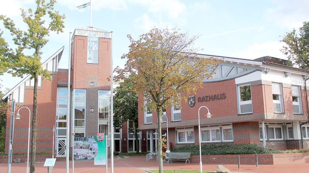 Am Montag, 1. November, findet ab 19 Uhr im Saterländer Rathaus in Ramsloh die konstituierende Sitzung des neuen Gemeinderats statt. Ausschüsse werden besetzt, Posten vergeben. Archivfoto: Fertig