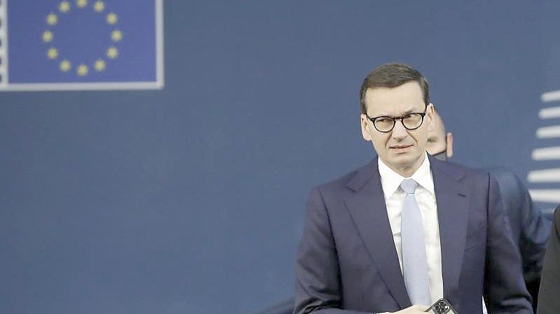 Mateusz Morawiecki, Ministerpräsident von Polen, trifft zu einem EU-Gipfel in Brüssel ein. (Archivbild). Foto: Olivier Hoslet/Pool EPA/AP/dpa