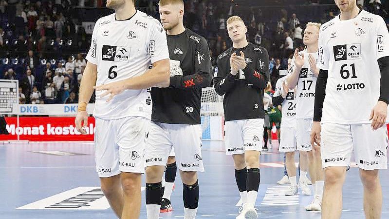 Die Kieler Handballer mussten bei Aufsteiger TuS N-Lübbecke als Verlierer in die Kabine gehen. Foto: Frank Molter/dpa