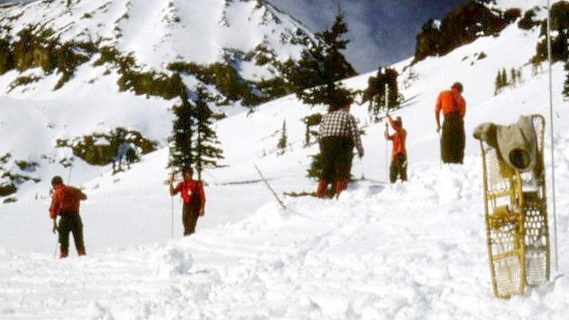 Eine Suchmannschaft ist im Einsatz im Rocky Mountain National Park. Foto: Uncredited/Rocky Mountain National Park/AP/dpa