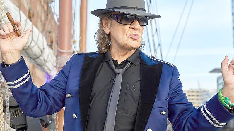 Udo Lindenberg macht es an Weihnachten spannend. Foto: Georg Wendt/dpa