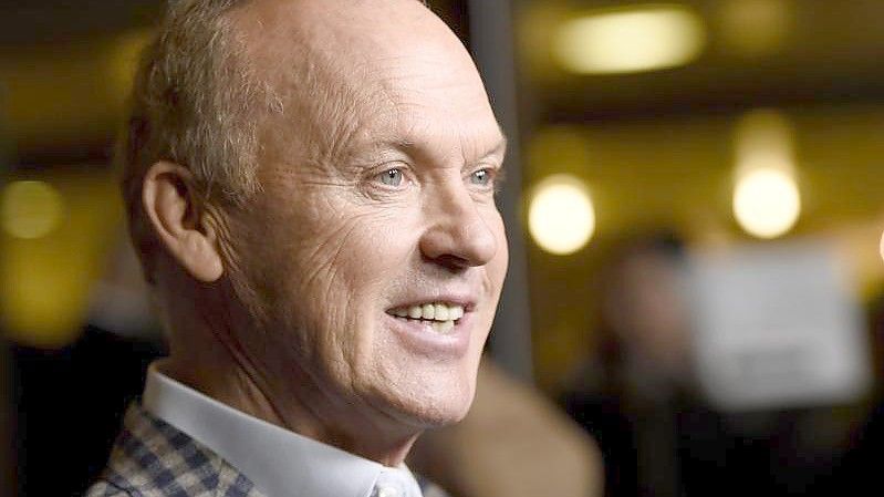 US-Schauspieler Michael Keaton will wieder zum Held im Fledermauskostüm werden. Foto: Chris Pizzello/Invision via AP/dpa