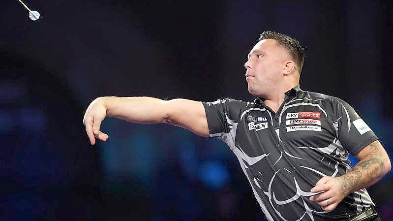 Gerwyn Price ist bei der Darts-WM der Gejagte. Foto: Zac Goodwin/PA Wire/dpa