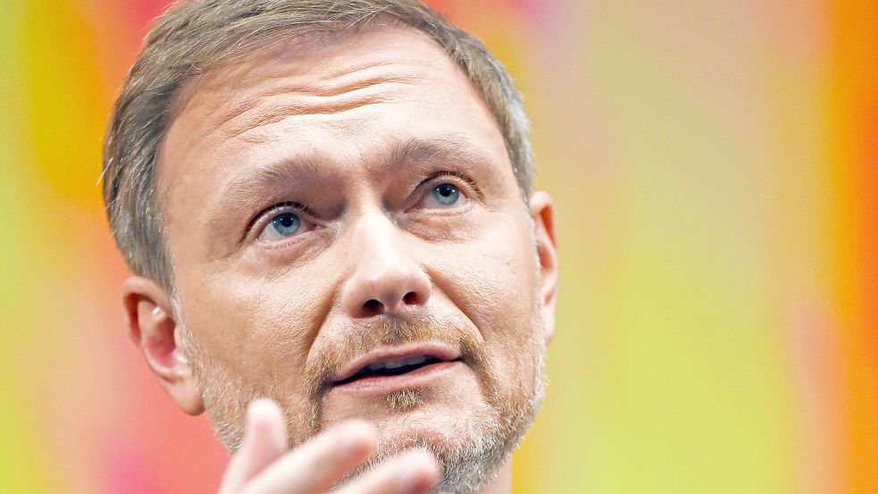 Nachdenklich und staatsmännisch: FDP-Chef Christian Lindner beim diesjährigen Dreikönigstreffen in Stuttgart. Foto: Foto: dpa/Uli Deck