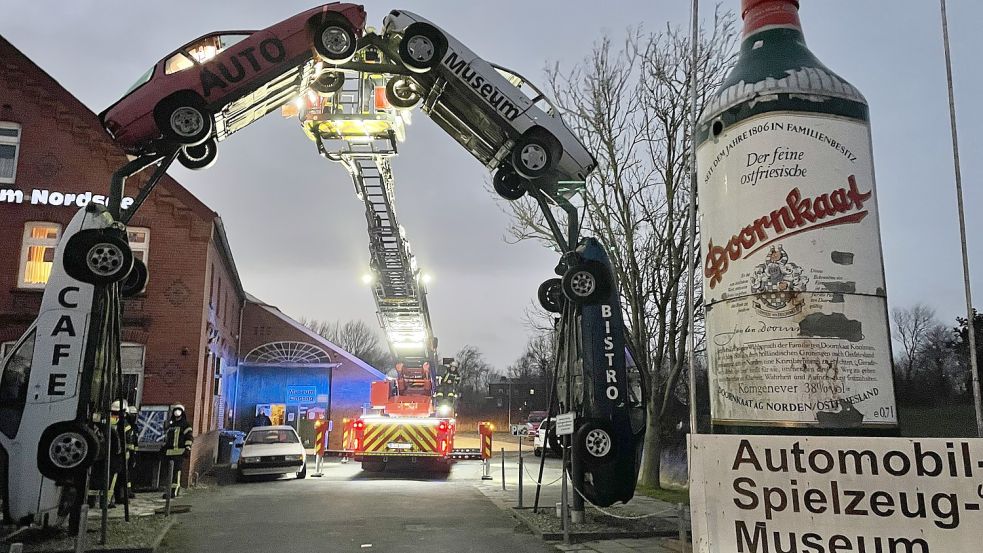 Einen Einsatz gab es für die Norder Einsatzkräfte auch beim Automuseum. Foto: Feuerwehr