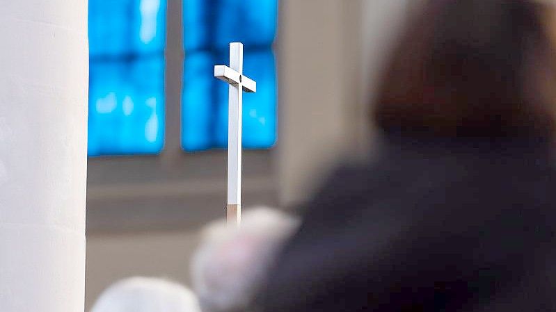 In der Gemeinde Maria Geburt fand anstatt des Sonntagsgottesdienstes eine Solidaritätsaktion mit den Missbrauchsopfern der katholischen Kirche statt. Foto: Nicolas Armer/dpa