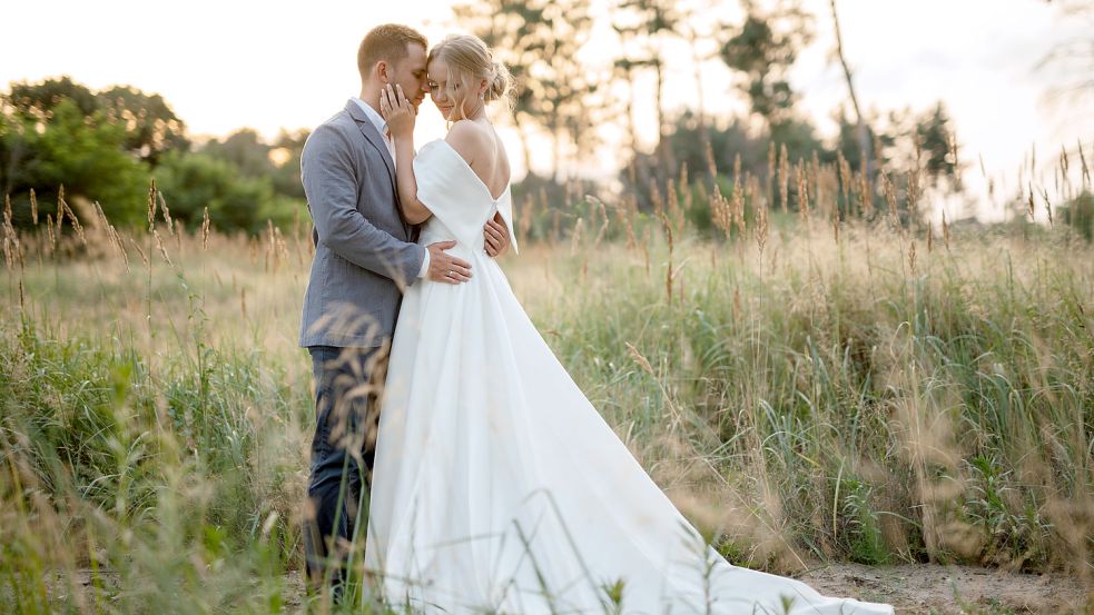 Eine Statistik zeigt, in welchem europäischen Land die meisten Menschen verheiratet sind. Foto: imago images/YAY Images