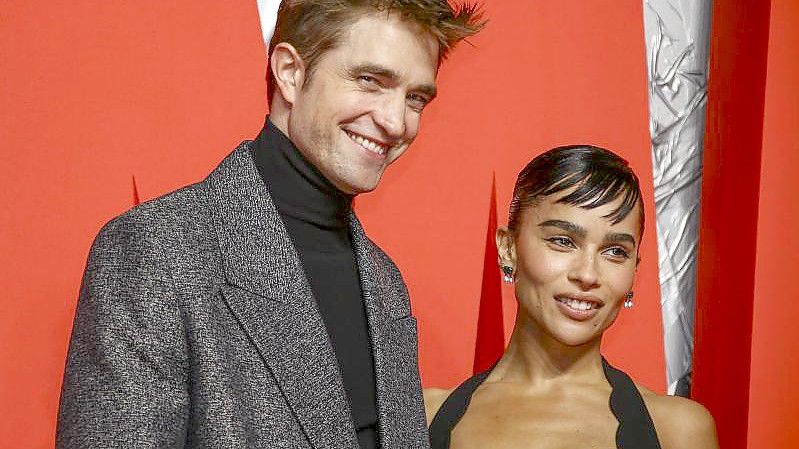 Robert Pattinson und Zoe Kravitz bei der Premiere von „The Batman“ in London. Foto: Joel C Ryan/Invision/AP/dpa