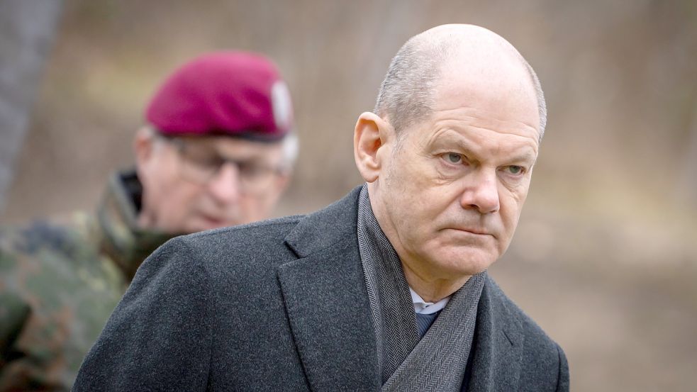 Bundeskanzler Scholz bei der Bundeswehr Foto: Michael Kappeler